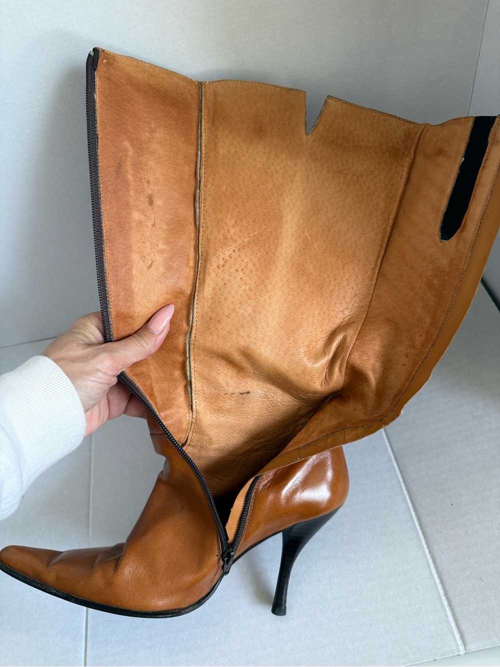 Italian 39 Gorgeous Tall Pointed Leather Boots Classic Cognac Brown-READ - Picture 4 of 14